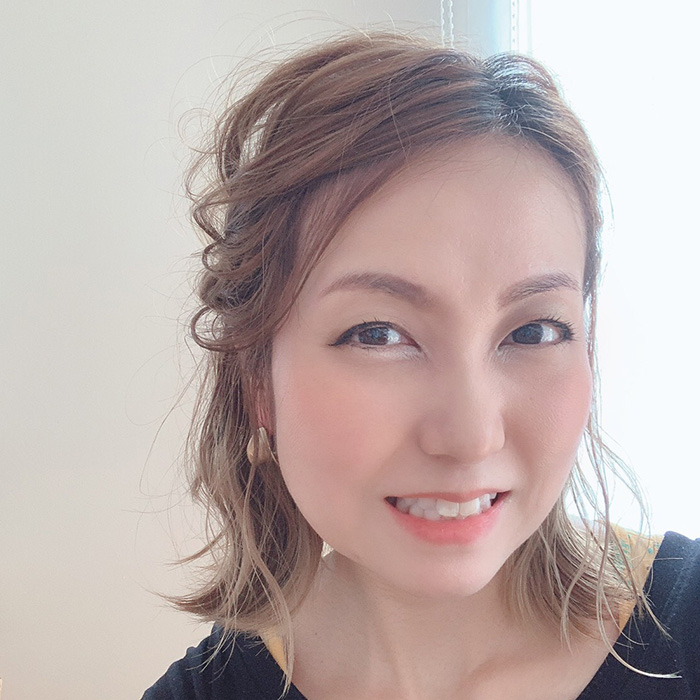 小鹿 容子